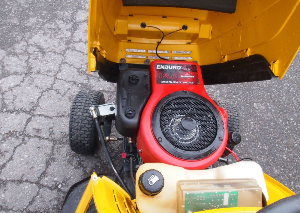 Korrëse bari i kopshtit Kosiarka traktorek Castel Garden 13/92 2007 Kosiarka Castel Garden 13/92: foto 8