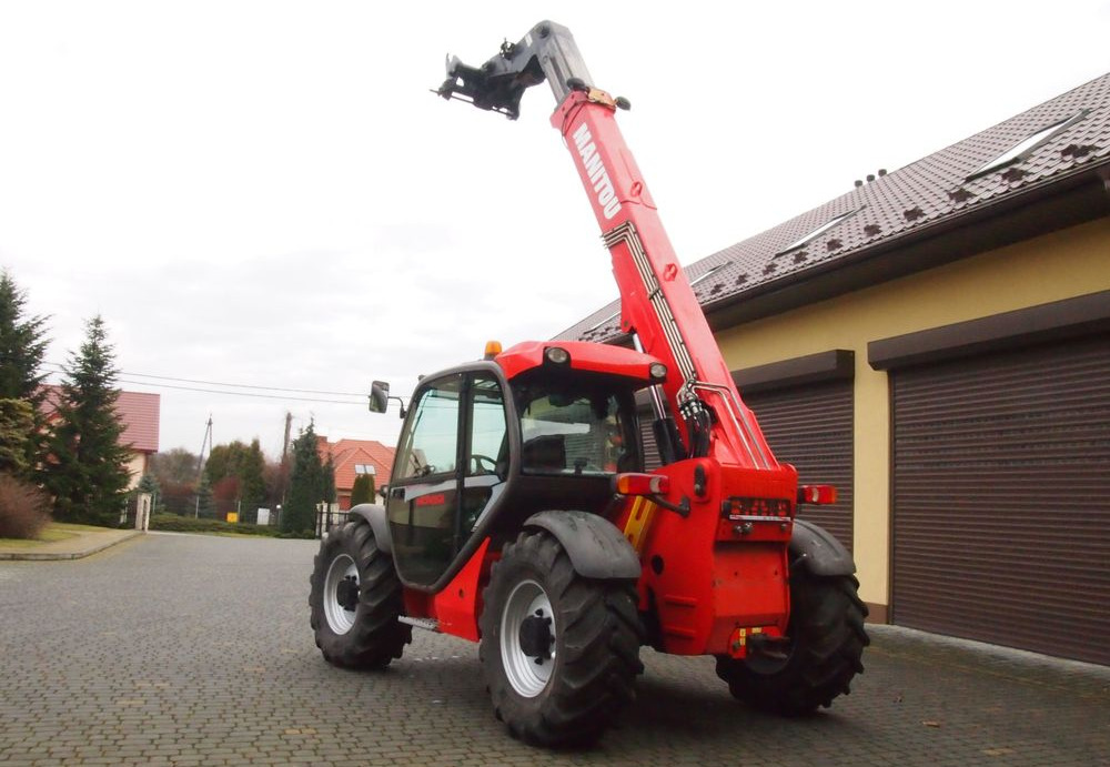 Ładowarka teleskopowa Manitou MLT 735-120LSU 2012 Manitou Silnik Mercedes - Ekskavator teleskopik: foto 3 Ładowarka teleskopowa Manitou MLT 735-120LSU 2012 Manitou Silnik Mercedes - Ekskavator teleskopik: foto 3