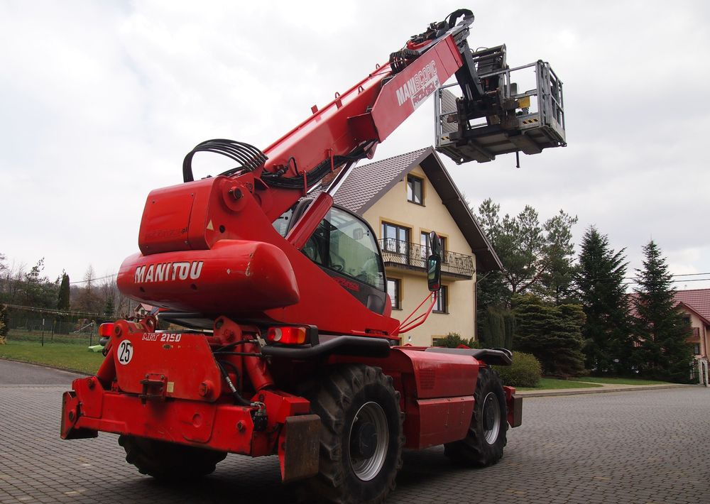 Ładowarka teleskopowa Manitou MRT 2150 Privilege MANITOU ważne UDT - Ekskavator teleskopik: foto 5 Ładowarka teleskopowa Manitou MRT 2150 Privilege MANITOU ważne UDT - Ekskavator teleskopik: foto 5