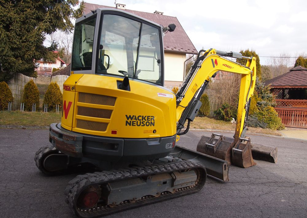 Minikoparka Wacker Neuson EZ36 2018 Minikoparka Wacker Neuson - Miniekskavator: foto 2 Minikoparka Wacker Neuson EZ36 2018 Minikoparka Wacker Neuson - Miniekskavator: foto 2