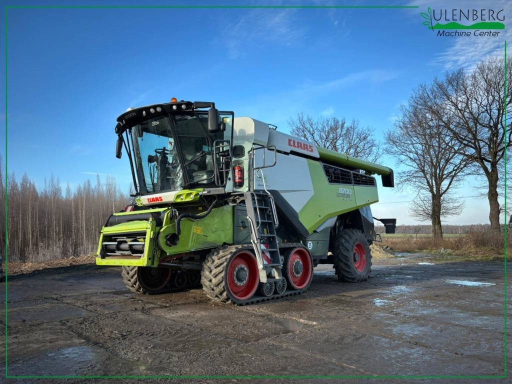 Claas Lexion 8700 TT - Autokombajnë: foto 1 Claas Lexion 8700 TT - Autokombajnë: foto 1
