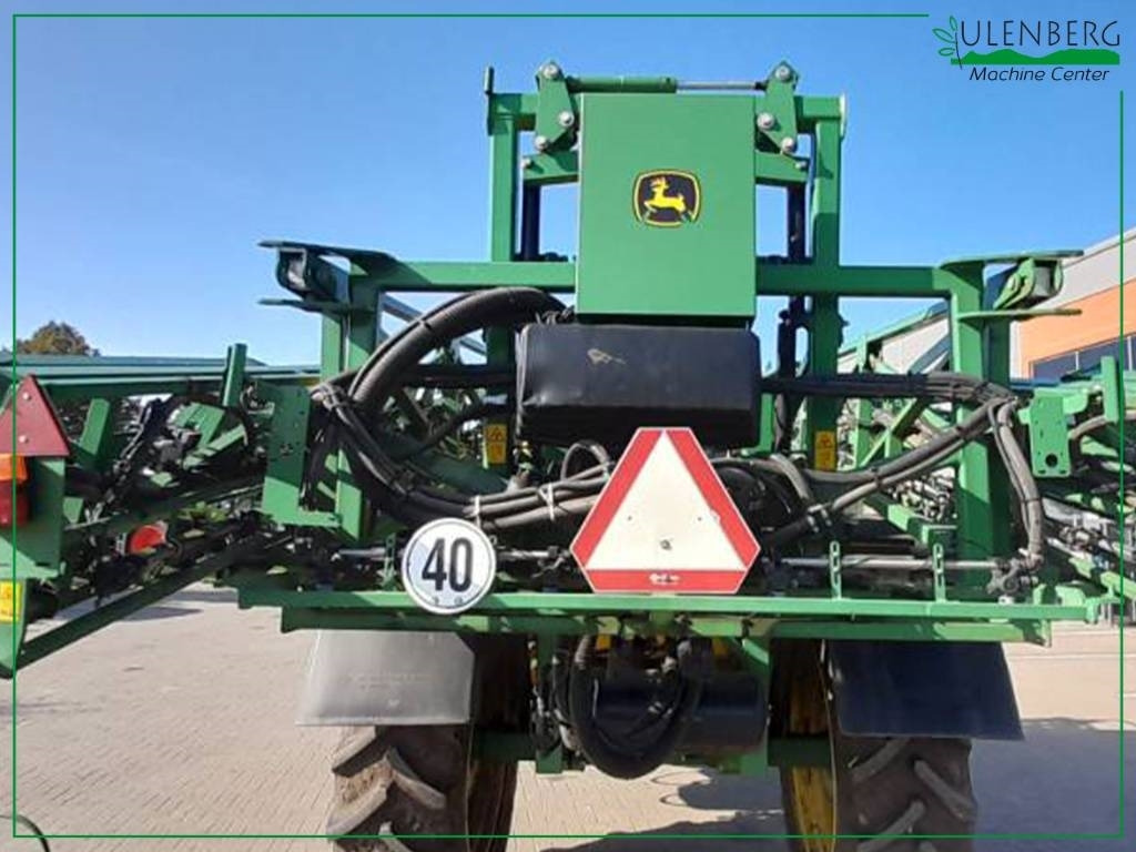 John Deere M 740 - Spërkatës me rimorkio: foto 2 John Deere M 740 - Spërkatës me rimorkio: foto 2