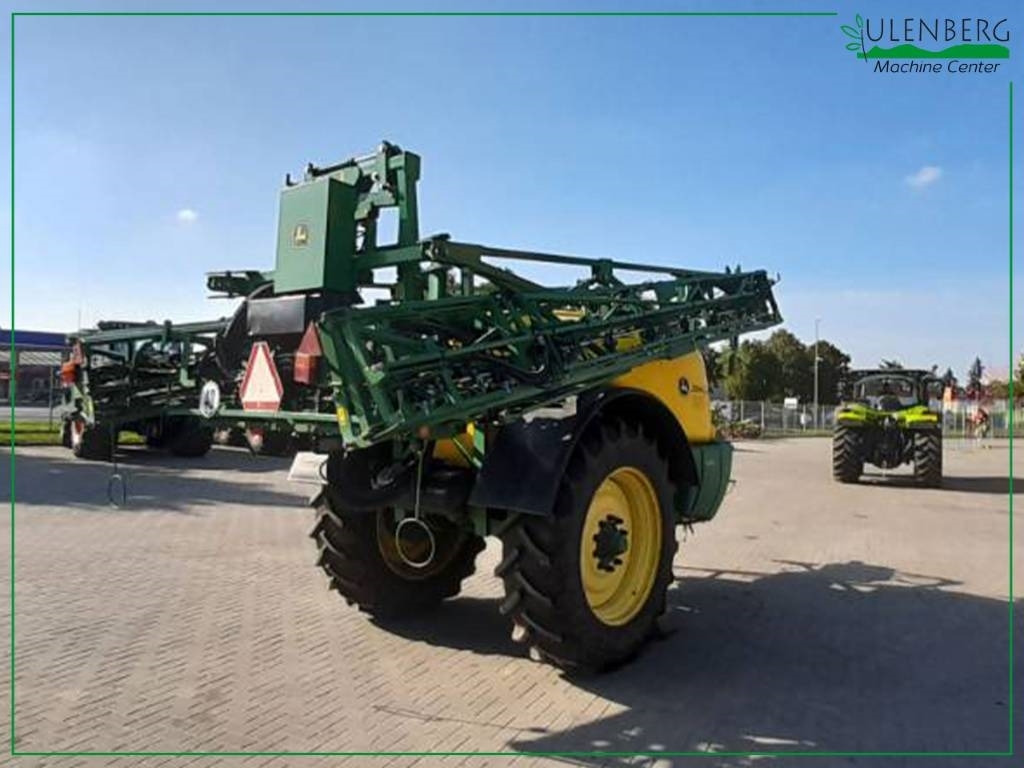 John Deere M 740 - Spërkatës me rimorkio: foto 3 John Deere M 740 - Spërkatës me rimorkio: foto 3