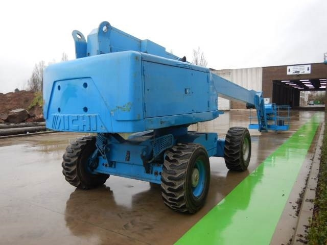 Aichi SP21AJ - Krah teleskopik: foto 4 Aichi SP21AJ - Krah teleskopik: foto 4