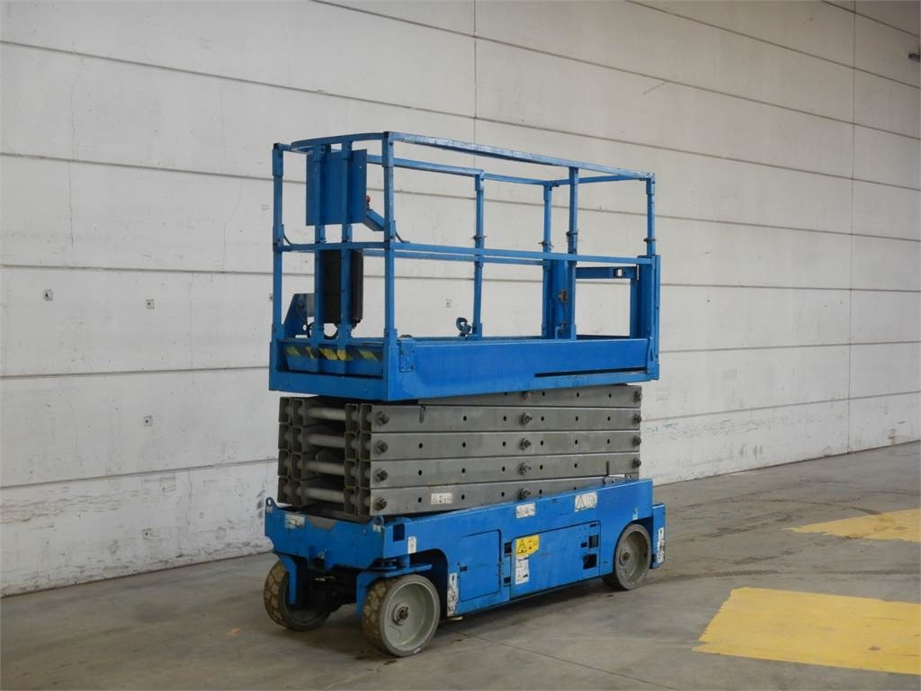 Genie GS3232 - Ngritës gërshërë: foto 2 Genie GS3232 - Ngritës gërshërë: foto 2