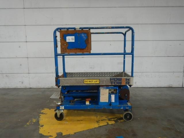 JLG Power Tower - Ngritës me direk vertikal: foto 1 JLG Power Tower - Ngritës me direk vertikal: foto 1