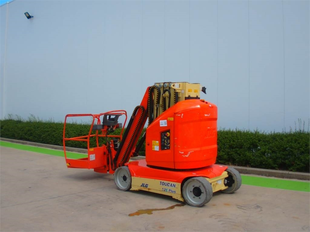 JLG Toucan 12E+ - Ngritës me direk vertikal: foto 3 JLG Toucan 12E+ - Ngritës me direk vertikal: foto 3