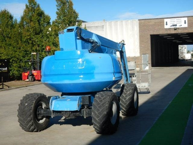Manitou 200ATJ - Krah me çernjerë: foto 4 Manitou 200ATJ - Krah me çernjerë: foto 4
