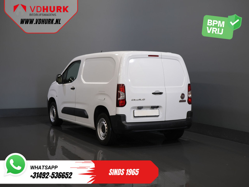 Fiat Doblò 1.5 HDi 100 pk 3 Pers./ CarPlay/ Stoelverw./ Camera/ PDC/ Cruise/ Airco - Furgon: foto 2 Fiat Doblò 1.5 HDi 100 pk 3 Pers./ CarPlay/ Stoelverw./ Camera/ PDC/ Cruise/ Airco - Furgon: foto 2