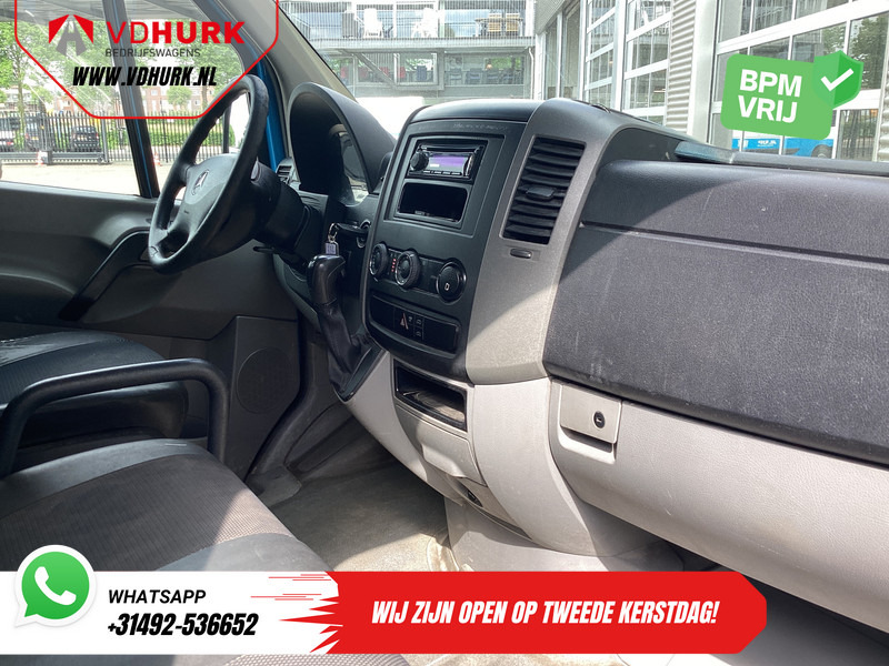 Mercedes-Benz Sprinter 313 2.2 CDI Aut. L2 DC Dubbel Cabine EXPORT ONLY Airco/ 2.8t Trekverm./ Imperiaal & Trap/ 7 Pers. - Furgon, Kamioncine dopio kabinë: foto 3 Mercedes-Benz Sprinter 313 2.2 CDI Aut. L2 DC Dubbel Cabine EXPORT ONLY Airco/ 2.8t Trekverm./ Imperiaal & Trap/ 7 Pers. - Furgon, Kamioncine dopio kabinë: foto 3