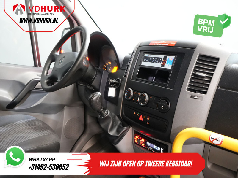 Mercedes-Benz Sprinter 313 2.2 CDI L2H2 €11.132 Incl. BTW BPM VRIJ! EXPORT Combi/ 9 Persoons/ Kombi/ 9P/ Airco/ Rolstoellift - Minibus, Furgon pasagjerësh: foto 3 Mercedes-Benz Sprinter 313 2.2 CDI L2H2 €11.132 Incl. BTW BPM VRIJ! EXPORT Combi/ 9 Persoons/ Kombi/ 9P/ Airco/ Rolstoellift - Minibus, Furgon pasagjerësh: foto 3