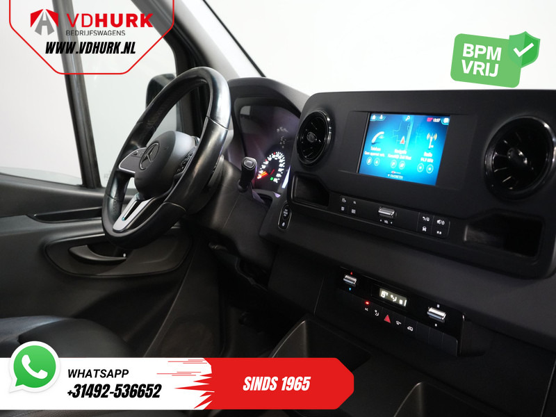 Mercedes-Benz Sprinter 319 3.0 CDI V6 Aut. L2H2 BPM VRIJ! 3.5t Trekverm./ Carplay/ Camera/ Trekhaak/ Airco - Furgon: foto 3 Mercedes-Benz Sprinter 319 3.0 CDI V6 Aut. L2H2 BPM VRIJ! 3.5t Trekverm./ Carplay/ Camera/ Trekhaak/ Airco - Furgon: foto 3