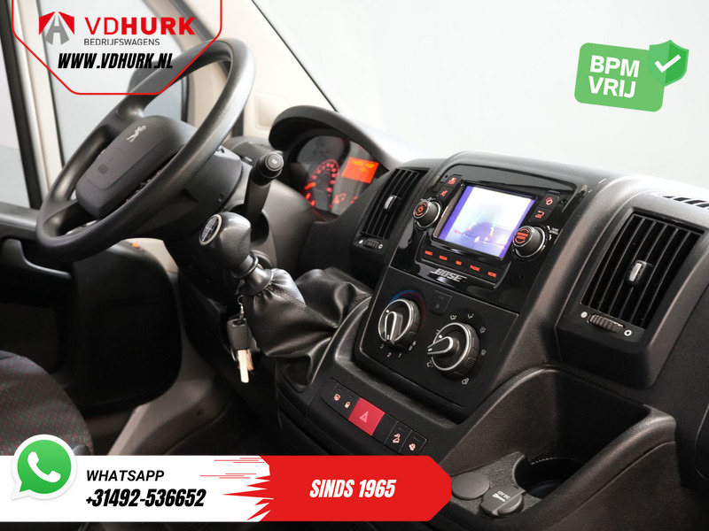 Peugeot Boxer 2.2 HDi 140 pk L2 EXPORT ONLY 3.0t Trekverm./ Navi/ Camera/ PDC/ Cruise/ Airco - Furgon: foto 3 Peugeot Boxer 2.2 HDi 140 pk L2 EXPORT ONLY 3.0t Trekverm./ Navi/ Camera/ PDC/ Cruise/ Airco - Furgon: foto 3