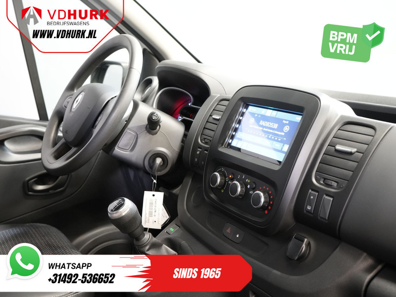 Renault Trafic 2.0 dCi 145 pk BPM VRIJ Inrichting/ Standkachel/ Stoelverw/ CarPlay/ Camera/ PDC/ Cruise/ Airco - Furgon: foto 3 Renault Trafic 2.0 dCi 145 pk BPM VRIJ Inrichting/ Standkachel/ Stoelverw/ CarPlay/ Camera/ PDC/ Cruise/ Airco - Furgon: foto 3