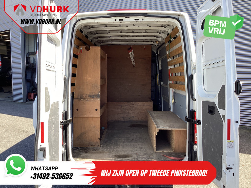 Volkswagen Crafter 35 2.0 TDI 140 pk L3H3 EXPORT ONLY Carplay/ Alarm/ Airco/ DAB+/ Cruise/ Navi/ Trekhaak/ PDC - Furgon: foto 5 Volkswagen Crafter 35 2.0 TDI 140 pk L3H3 EXPORT ONLY Carplay/ Alarm/ Airco/ DAB+/ Cruise/ Navi/ Trekhaak/ PDC - Furgon: foto 5