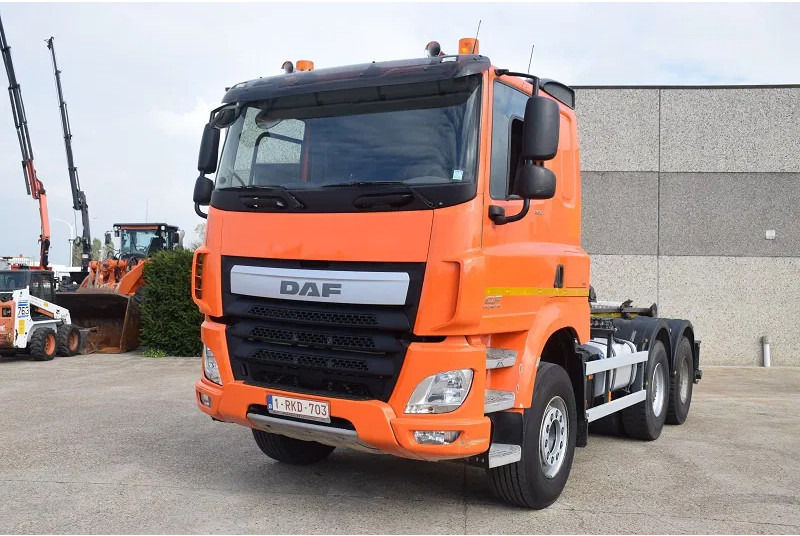 DAF CF 460 - Kamion vetëngarkues: foto 2 DAF CF 460 - Kamion vetëngarkues: foto 2