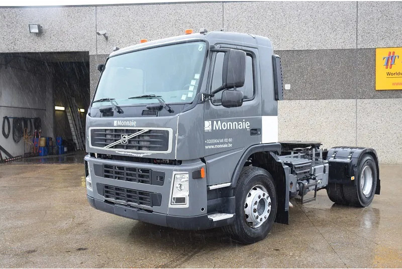 Volvo FM 9.300 - Gjysmë-kamion: foto 2 Volvo FM 9.300 - Gjysmë-kamion: foto 2