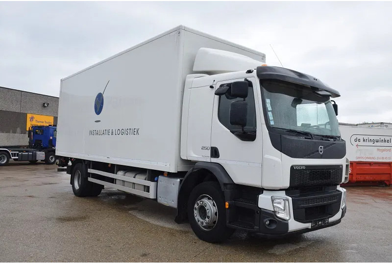 Volvo FE 250 - Kamion vagonetë: foto 4 Volvo FE 250 - Kamion vagonetë: foto 4