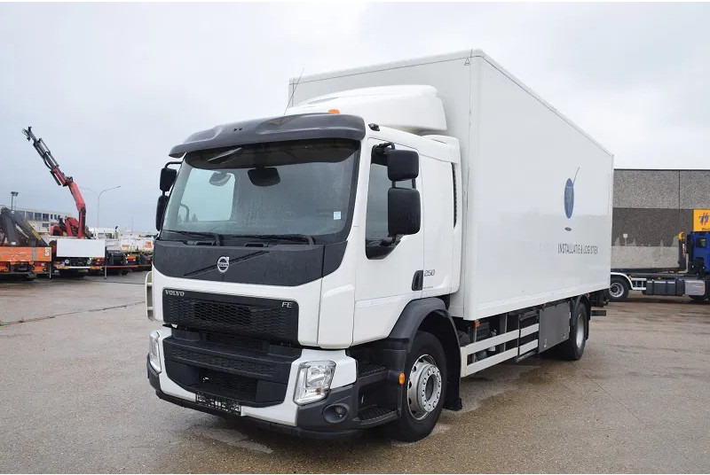 Volvo FE 250 - Kamion vagonetë: foto 2 Volvo FE 250 - Kamion vagonetë: foto 2