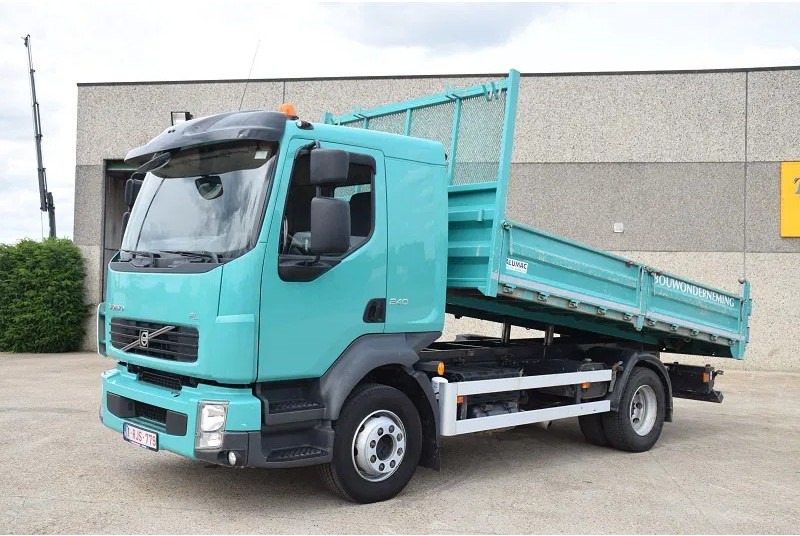 Volvo FL 240 - Kamion vetëshkarkues: foto 1 Volvo FL 240 - Kamion vetëshkarkues: foto 1
