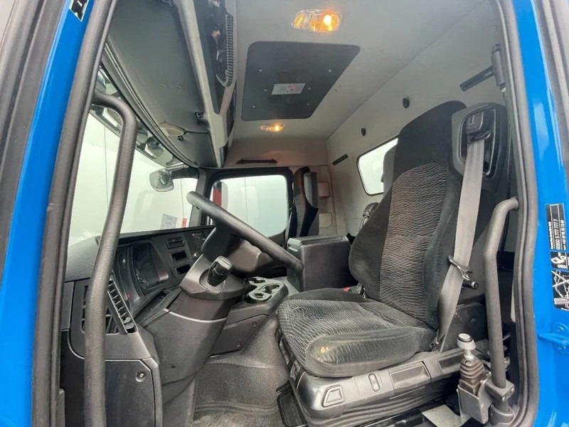 Mercedes-Benz Arocs 3342 *6x6*meegestuurd as*2zijdige kipper*Airco*Bluetooth - Kamion vetëshkarkues, Kamion me vinç: foto 3 Mercedes-Benz Arocs 3342 *6x6*meegestuurd as*2zijdige kipper*Airco*Bluetooth - Kamion vetëshkarkues, Kamion me vinç: foto 3
