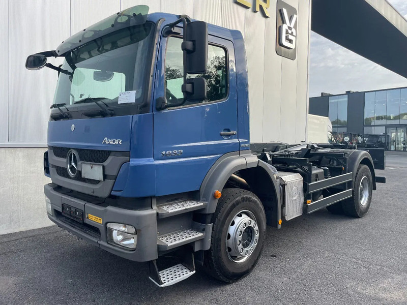 Mercedes-Benz Axor 1833 *cruise control*bluetooth*airconditioning*differentieelslot - Kamion vetëngarkues: foto 2 Mercedes-Benz Axor 1833 *cruise control*bluetooth*airconditioning*differentieelslot - Kamion vetëngarkues: foto 2