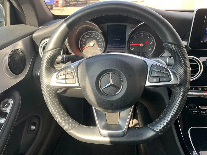 Mercedes-Benz C-Klasse 250 D Coupé*Tempomat*Achteruitrijcamera*Stoelverwarming*Navigatie*Dodehoekdetectie* - Veturë: foto 5 Mercedes-Benz C-Klasse 250 D Coupé*Tempomat*Achteruitrijcamera*Stoelverwarming*Navigatie*Dodehoekdetectie* - Veturë: foto 5