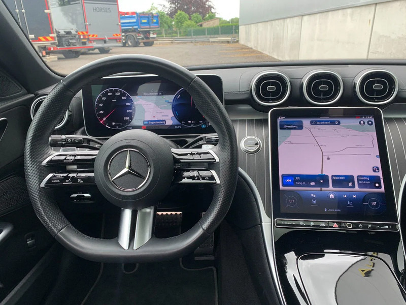 Mercedes-Benz C-Klasse 300*Parktronic*Thermatic*Distronic*Rijstrookassistent*Panoramische dak* - Veturë: foto 3 Mercedes-Benz C-Klasse 300*Parktronic*Thermatic*Distronic*Rijstrookassistent*Panoramische dak* - Veturë: foto 3