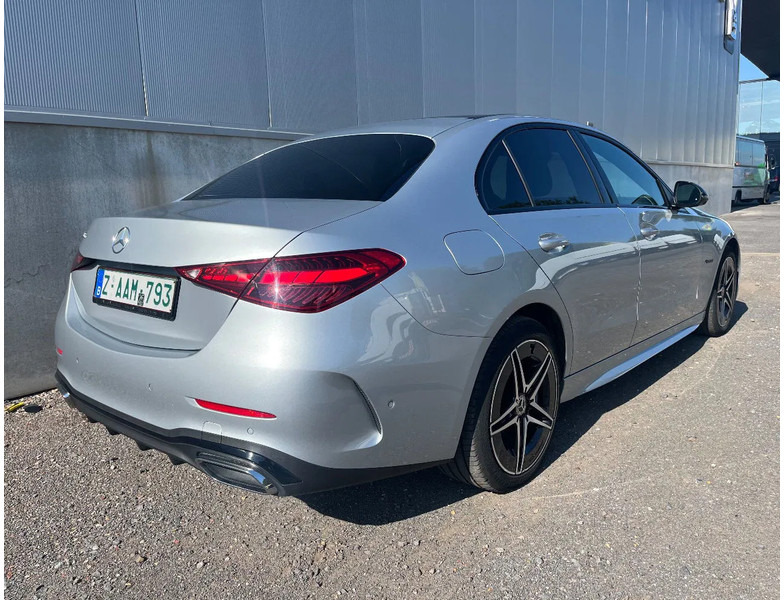 Mercedes-Benz C-Klasse C300e Sedan*AMG PAKKET*NIGHT PAKKET*HEADUPDISPL*360°CAM* - Sedan: foto 2 Mercedes-Benz C-Klasse C300e Sedan*AMG PAKKET*NIGHT PAKKET*HEADUPDISPL*360°CAM* - Sedan: foto 2