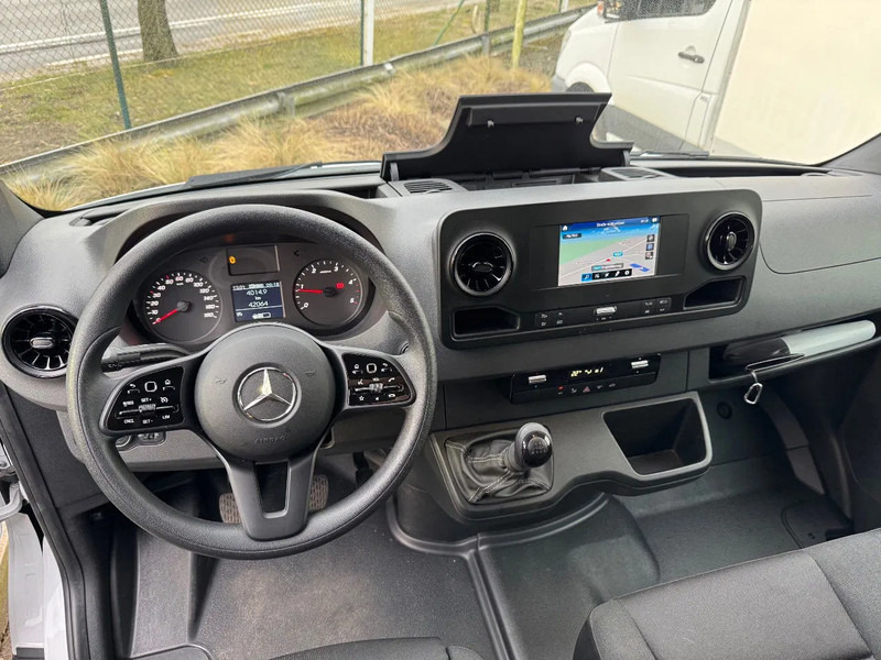Mercedes-Benz Sprinter 315 L3H2*360°Camera*parktronic*cruise control*zetelverwarming* - Furgon: foto 4 Mercedes-Benz Sprinter 315 L3H2*360°Camera*parktronic*cruise control*zetelverwarming* - Furgon: foto 4