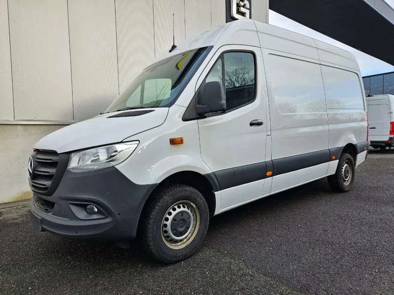 Mercedes-Benz Sprinter 317 L2H2*Achteruitrijcamera*360°camera*Zetelverwarming* - Furgon: foto 1 Mercedes-Benz Sprinter 317 L2H2*Achteruitrijcamera*360°camera*Zetelverwarming* - Furgon: foto 1
