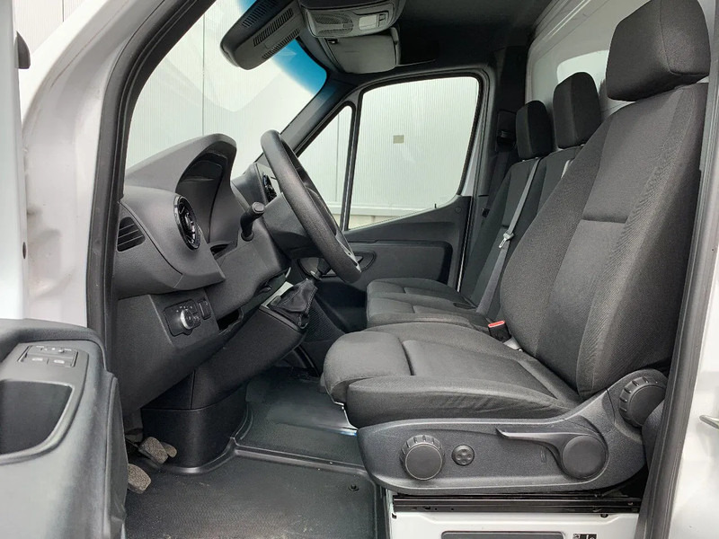 Mercedes-Benz Sprinter 516 Laadbrug*Zijdeur*Cruise Control*Airconditioning* - Kamioncine me kontinier: foto 5 Mercedes-Benz Sprinter 516 Laadbrug*Zijdeur*Cruise Control*Airconditioning* - Kamioncine me kontinier: foto 5