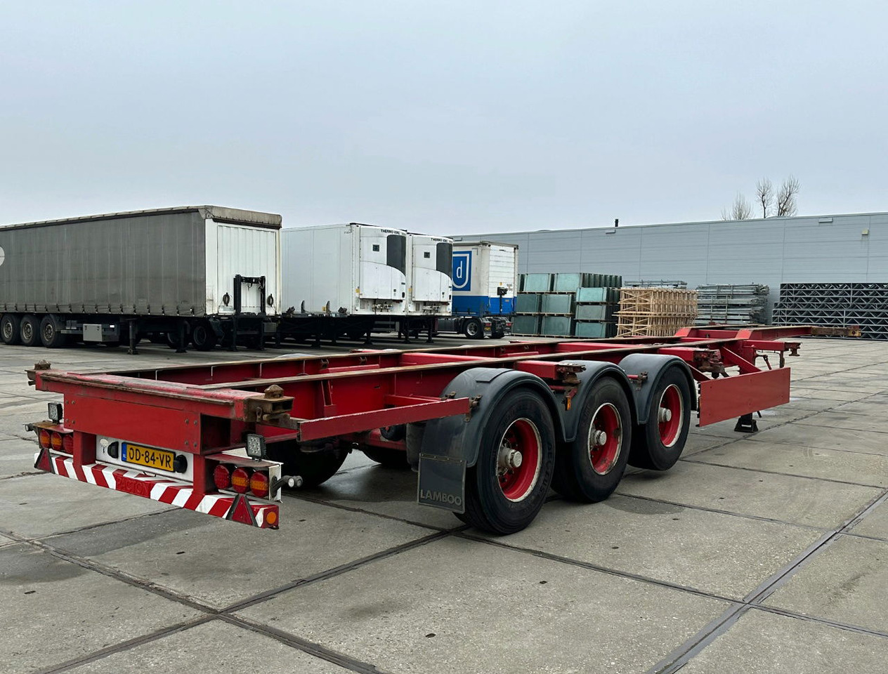 Diversen 3 Axle Chassis BPW AxleS LIFTAxle TOP Condition NL Trailer - Transportjer kontejnerësh/ Gjysmë rimorkio me karroceri të çmontueshme: foto 4 Diversen 3 Axle Chassis BPW AxleS LIFTAxle TOP Condition NL Trailer - Transportjer kontejnerësh/ Gjysmë rimorkio me karroceri të çmontueshme: foto 4