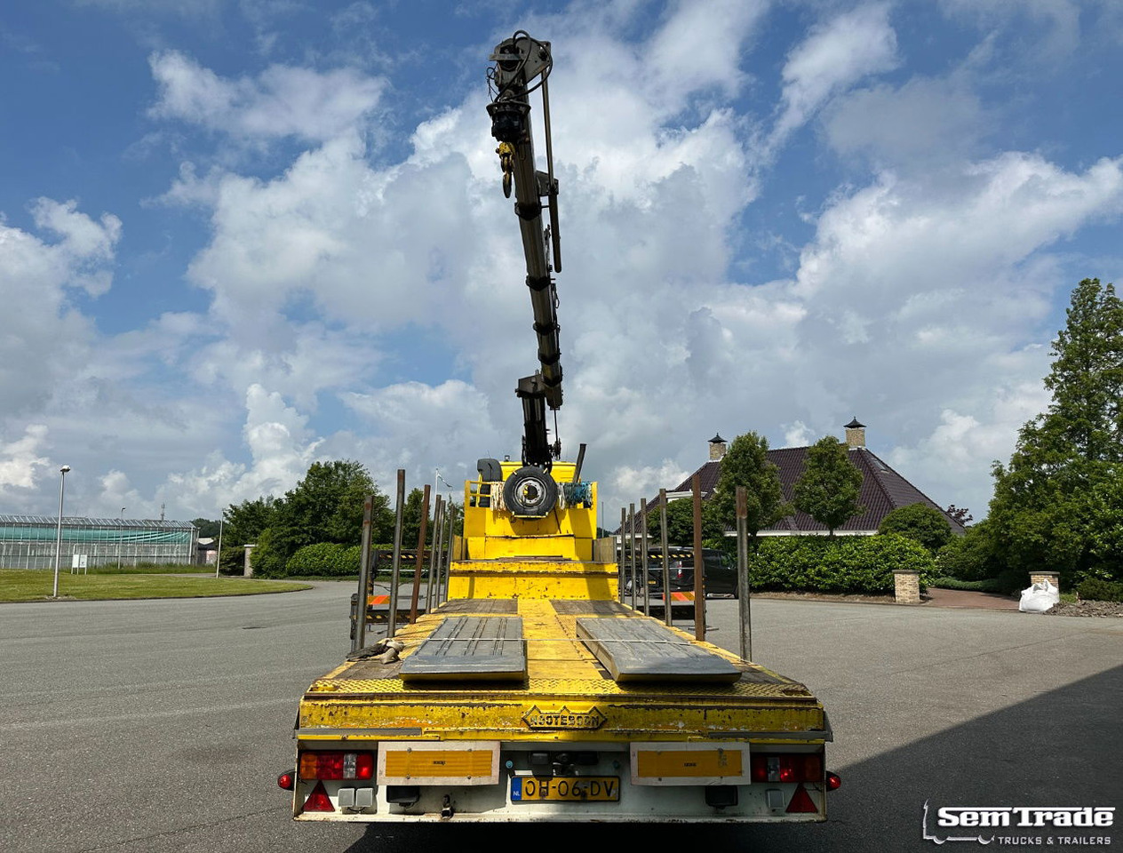 Volvo FH 12.460 Manual Gear 6X2 Euro 3 Only 493.000 KM Hiab 350 - 5 With Nootebo - Gjysmë-kamion: foto 4 Volvo FH 12.460 Manual Gear 6X2 Euro 3 Only 493.000 KM Hiab 350 - 5 With Nootebo - Gjysmë-kamion: foto 4
