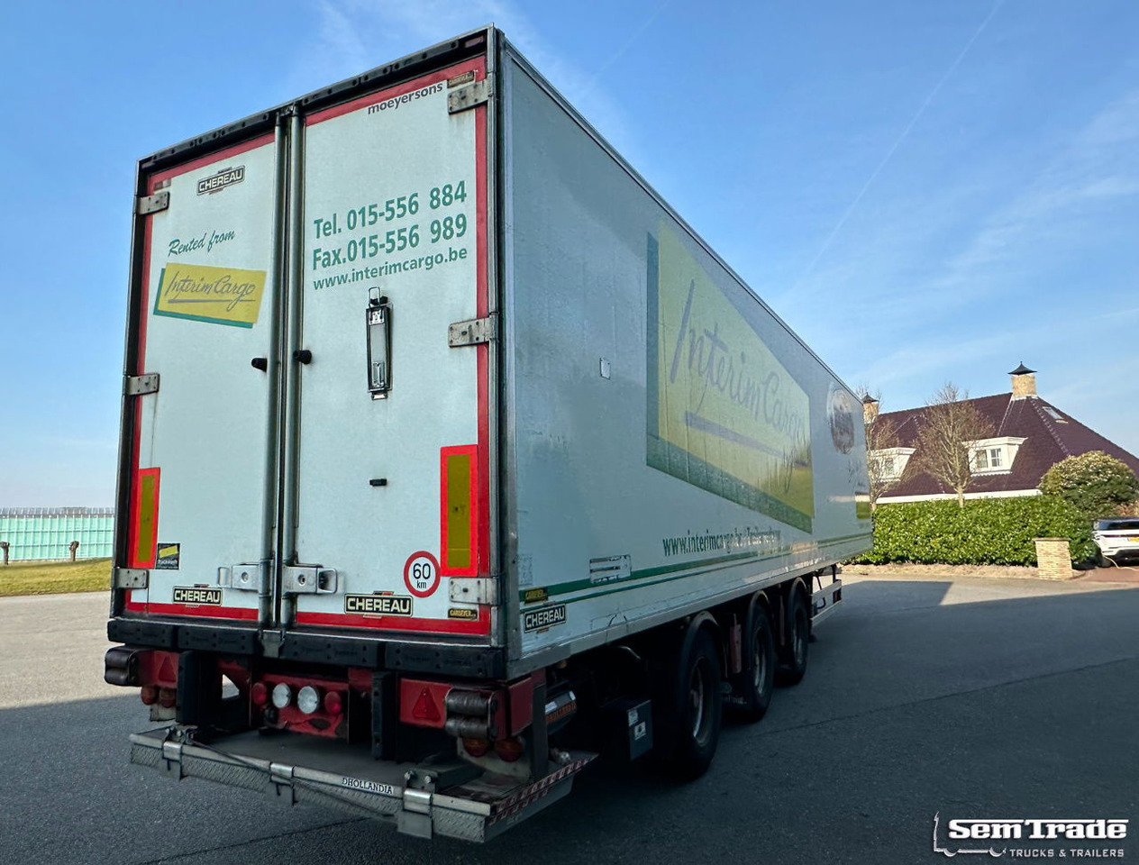 Renders Chereau Carrier Maxima 1300 Steering Axle Tail Lift Belgium Trailer - Gjysmë rimorkio frigorifer: foto 5 Renders Chereau Carrier Maxima 1300 Steering Axle Tail Lift Belgium Trailer - Gjysmë rimorkio frigorifer: foto 5