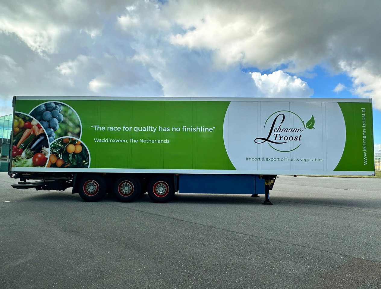 Schmitz Cargobull SKO 24 Thermo King SLX 200 Only 3645 Engine Hours 2X Lift Axle Flowerwide 270 CM High Inside Tail Lift NL-Trailer - Gjysmë rimorkio frigorifer: foto 5 Schmitz Cargobull SKO 24 Thermo King SLX 200 Only 3645 Engine Hours 2X Lift Axle Flowerwide 270 CM High Inside Tail Lift NL-Trailer - Gjysmë rimorkio frigorifer: foto 5