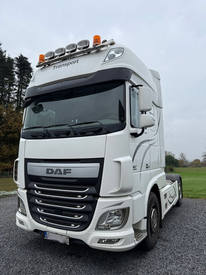 DAF XF 510 TOP CONDITION!!! - Gjysmë-kamion: foto 1 DAF XF 510 TOP CONDITION!!! - Gjysmë-kamion: foto 1
