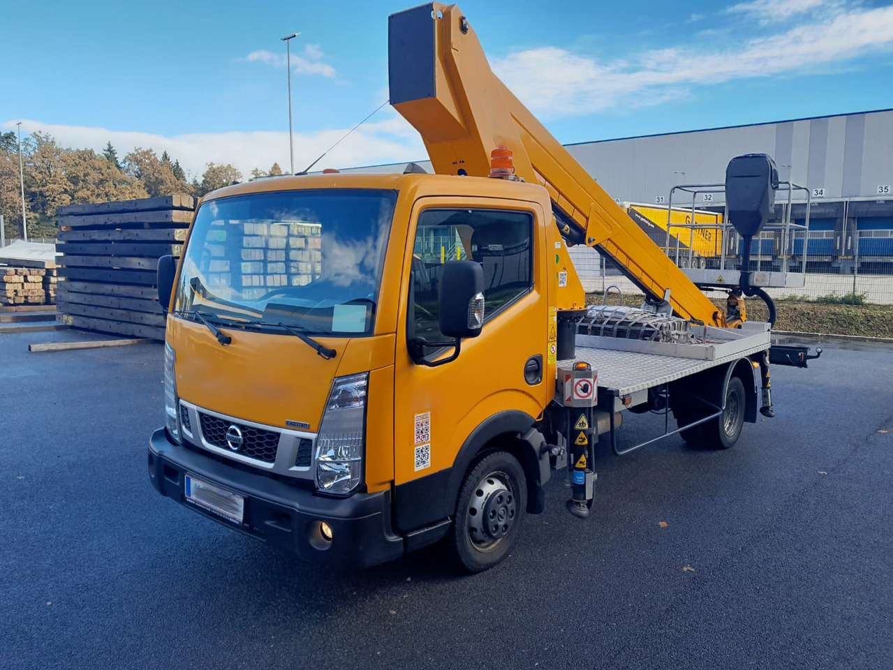 GSR E200T Comfort X - Platformë ajrore e montuar në kamion: foto 1 GSR E200T Comfort X - Platformë ajrore e montuar në kamion: foto 1