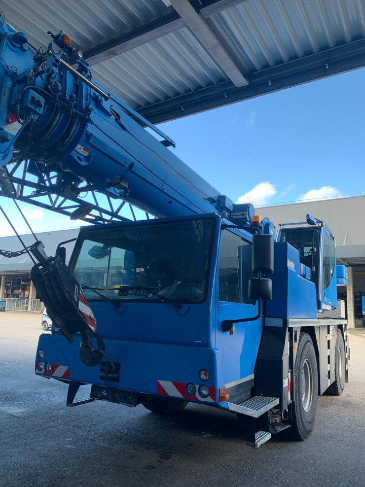 LIEBHERR LTM 1030-2.1 - Autovinç: foto 2 LIEBHERR LTM 1030-2.1 - Autovinç: foto 2