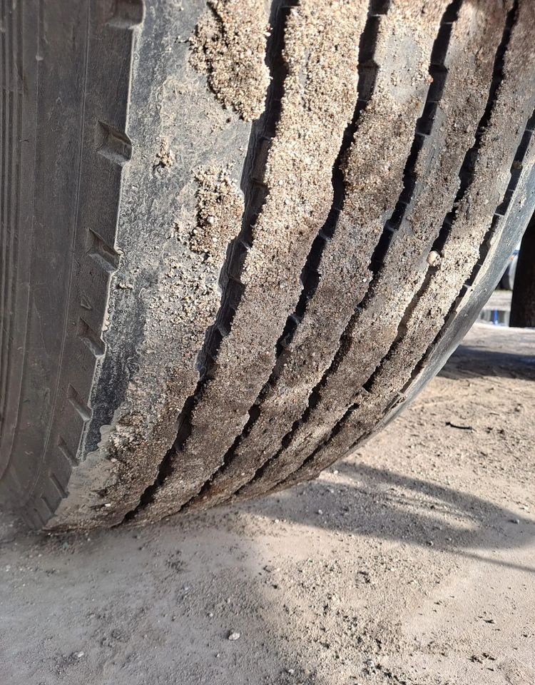 Krone Przyczepa KRONE Budowlanka - Rimorkio e hapur/ Platformë: foto 5 Krone Przyczepa KRONE Budowlanka - Rimorkio e hapur/ Platformë: foto 5