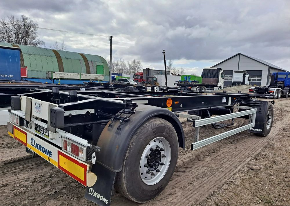 Krone Przyczepa Krone BDF 2017 rok - Transportjer kontejnerësh/ Rimorkio me karroceri të çmontueshme: foto 2 Krone Przyczepa Krone BDF 2017 rok - Transportjer kontejnerësh/ Rimorkio me karroceri të çmontueshme: foto 2