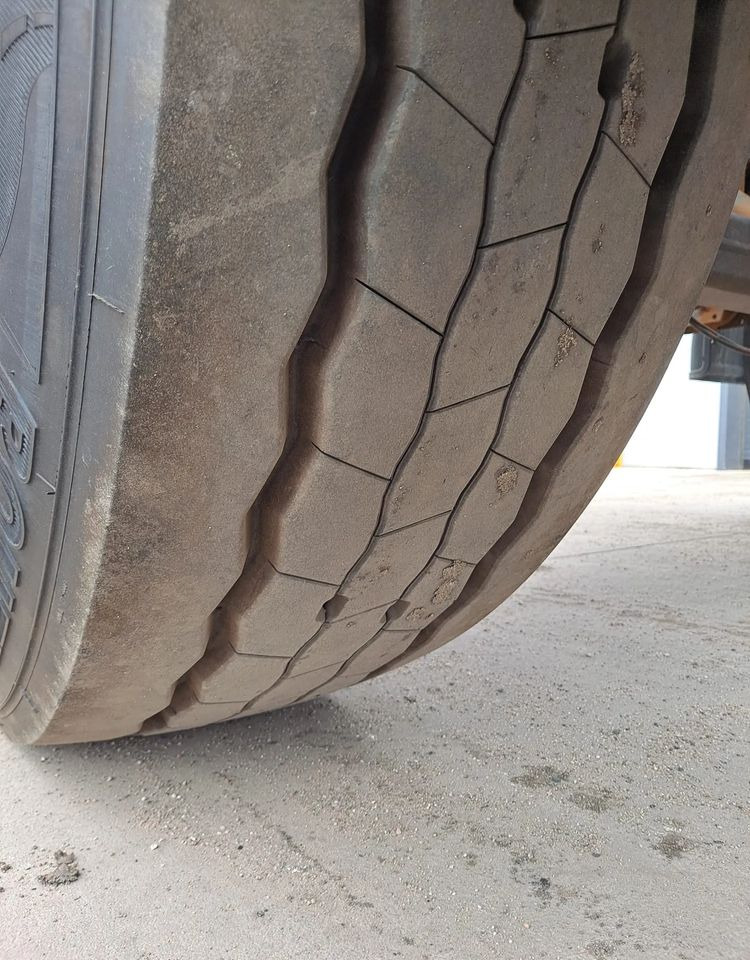 Krone Przyczepa Krone BDF - Transportjer kontejnerësh/ Rimorkio me karroceri të çmontueshme: foto 4 Krone Przyczepa Krone BDF - Transportjer kontejnerësh/ Rimorkio me karroceri të çmontueshme: foto 4