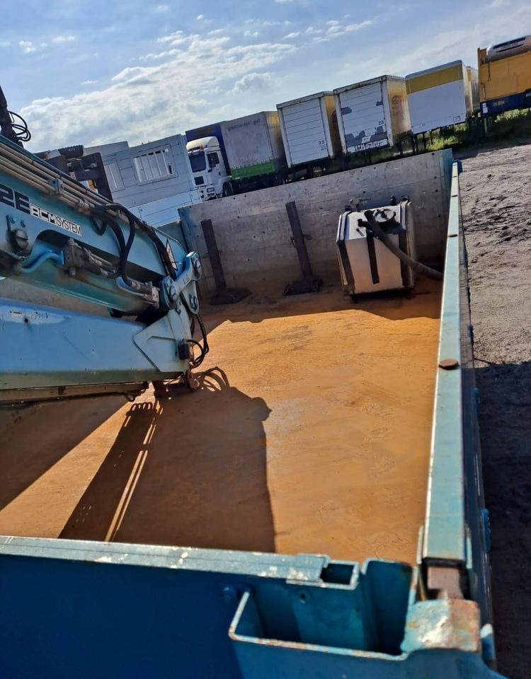 MAN - Kamion vetëshkarkues: foto 3 MAN - Kamion vetëshkarkues: foto 3