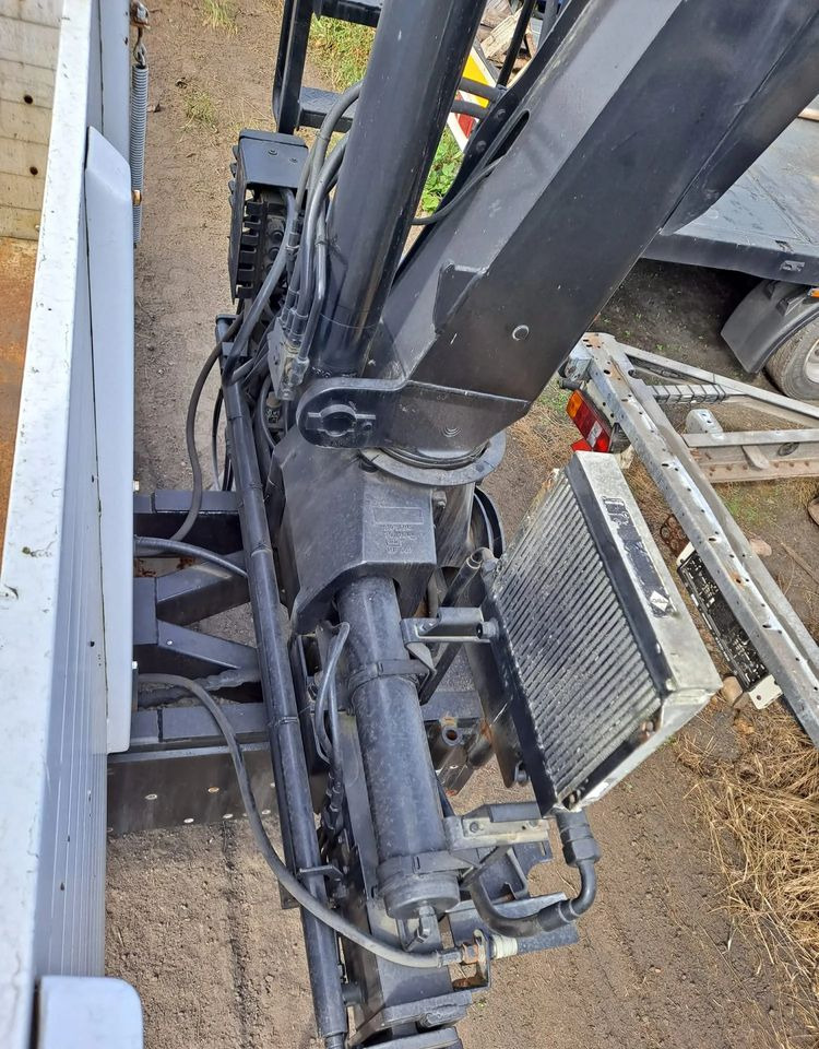 Mercedes-Benz Urządzenie dźwigowe HIAB XS122 - Kamion vetëshkarkues: foto 4 Mercedes-Benz Urządzenie dźwigowe HIAB XS122 - Kamion vetëshkarkues: foto 4