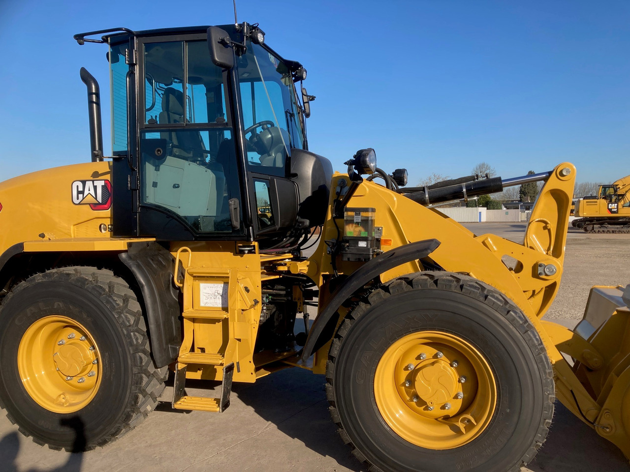 CATERPILLAR 910 - Fadrom me goma: foto 5 CATERPILLAR 910 - Fadrom me goma: foto 5
