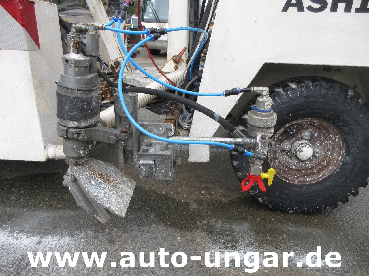 Euroliners Trassar 131 Airless Roadmarking Machine Straßenmarkierung Graco - Makineri asfalti: foto 4 Euroliners Trassar 131 Airless Roadmarking Machine Straßenmarkierung Graco - Makineri asfalti: foto 4