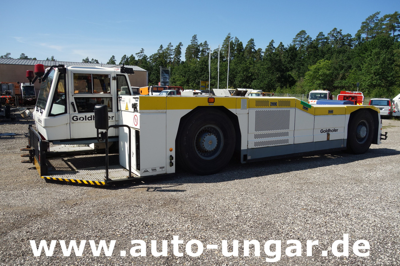 GOLDHOFER AST-1 A500 Baujahr 1999 Push-Back towbarless Pushback Liebherr used GSE - Automjet për tërheqjen e aeroplanit: foto 5 GOLDHOFER AST-1 A500 Baujahr 1999 Push-Back towbarless Pushback Liebherr used GSE - Automjet për tërheqjen e aeroplanit: foto 5