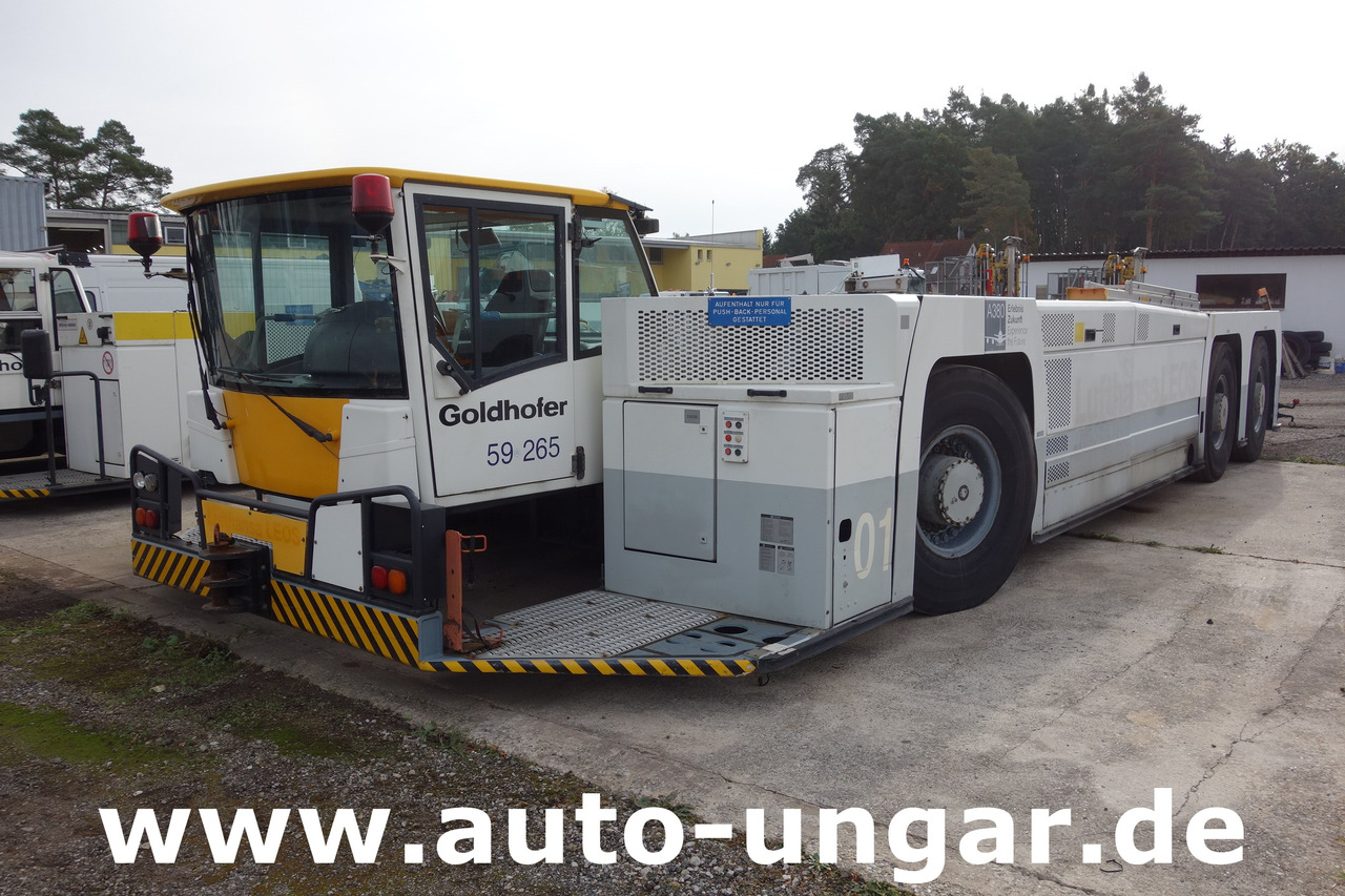 Goldhofer AST-1X 1360 Allradlenkung 6x6 towbarless Pushback Airbus A380 Deutz TCD 2015 V08 - 1.360PS - Automjet për tërheqjen e aeroplanit: foto 3 Goldhofer AST-1X 1360 Allradlenkung 6x6 towbarless Pushback Airbus A380 Deutz TCD 2015 V08 - 1.360PS - Automjet për tërheqjen e aeroplanit: foto 3