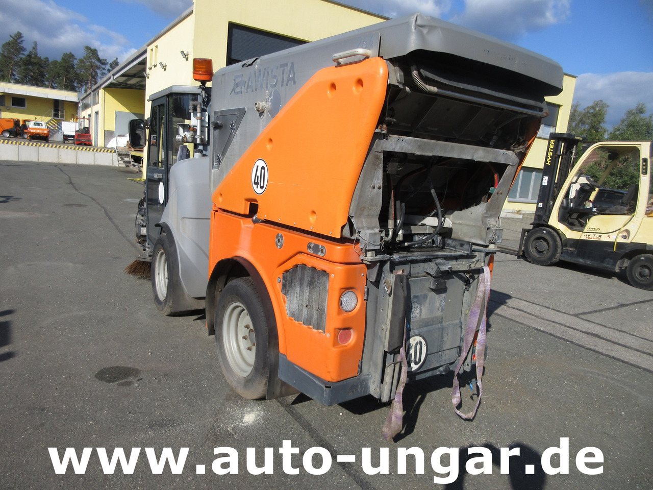 Hako CM 1600 Kehrmaschine 4x4 Baujahr 2018 3 Besen MOTORSCHADEN - Makinë fshirëse për rrugët: foto 5 Hako CM 1600 Kehrmaschine 4x4 Baujahr 2018 3 Besen MOTORSCHADEN - Makinë fshirëse për rrugët: foto 5