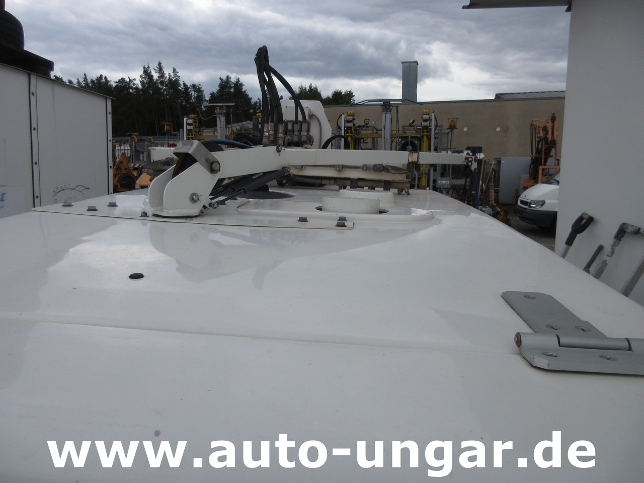 CMAR NC300 Schwemmaufbau Laveuse Bj. 2014 für Multicar Tremo Hochdruck - Mjet bujqësor/ Special: foto 4 CMAR NC300 Schwemmaufbau Laveuse Bj. 2014 für Multicar Tremo Hochdruck - Mjet bujqësor/ Special: foto 4